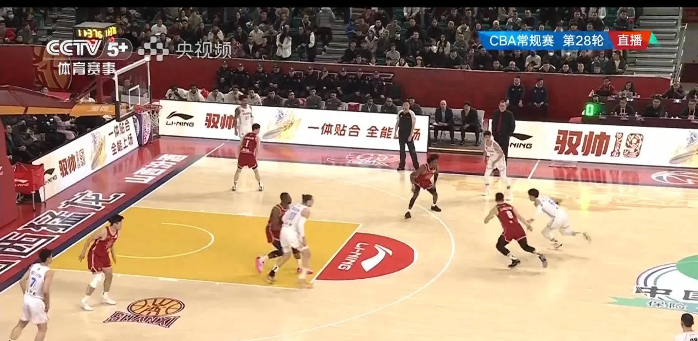 包含浙江男篮遭遇一波三连败，季后赛希望渺茫的词条