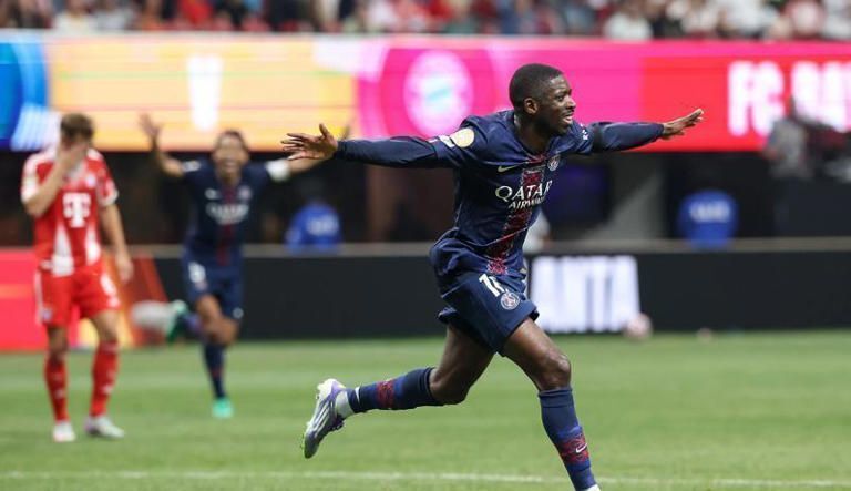 aoa体育教练-曼联替补席深度成优势，冲击世俱杯冠军的简单介绍