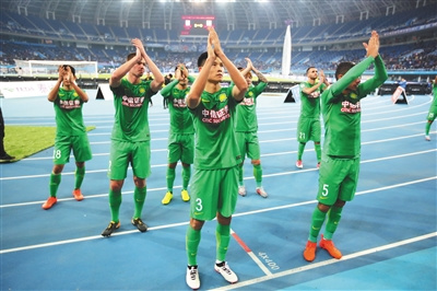 aoa体育直播-包含西悉尼流浪者球迷现场助威，激发球队夺冠斗志的词条