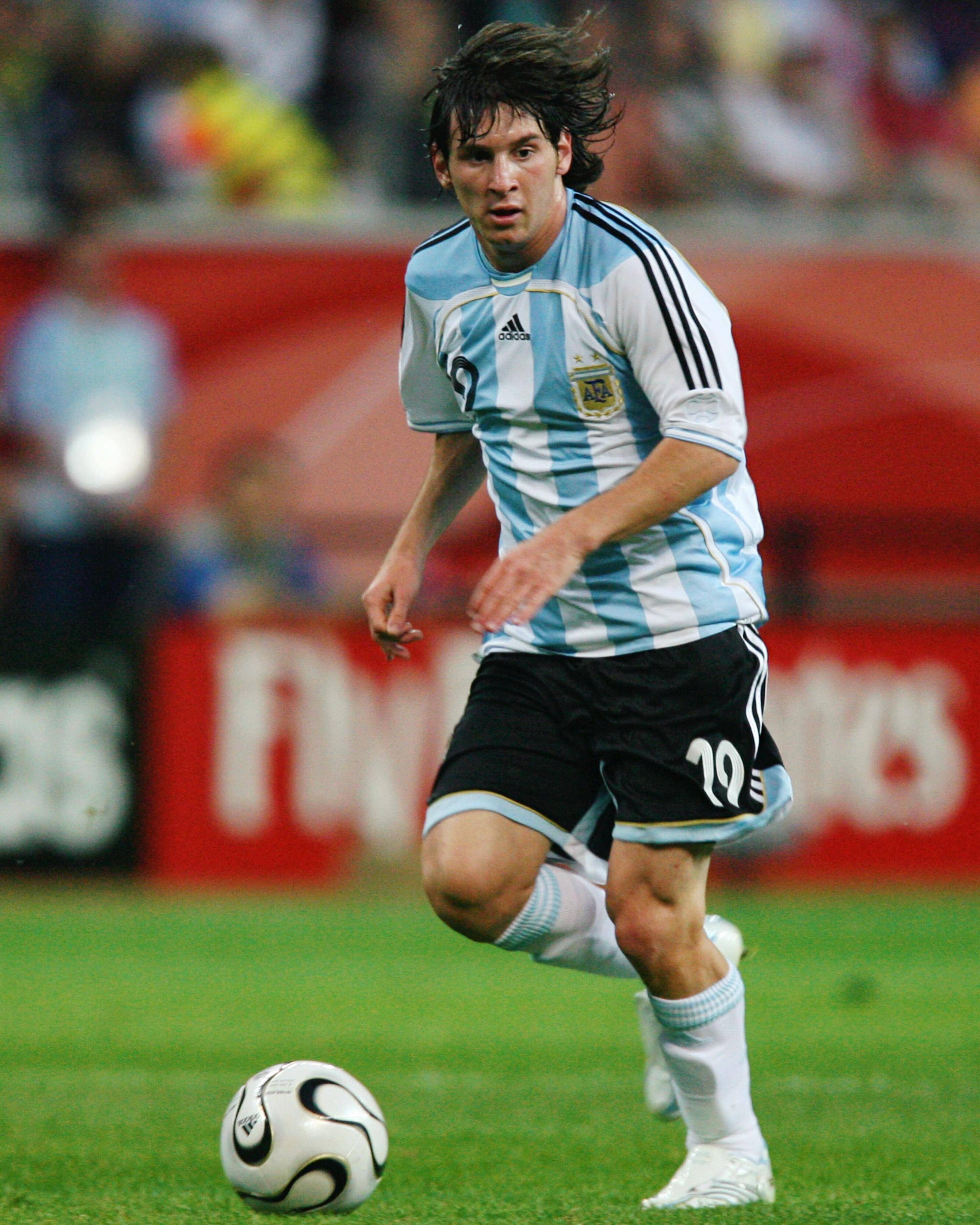 阿根廷队火力全开,实力强劲晋级 阿根廷队火力全开,实力强劲晋级