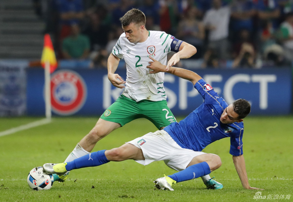 aoa体育教练-AC米兰教练公开表态夺冠信心，球迷激动的简单介绍