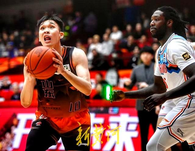 aoa体育-山东队客场击败对手，豪取两连胜的简单介绍