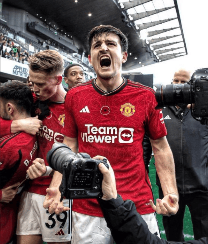 aoa体育培训-包含曼联主场欲继续胜利，球队士气高涨的词条