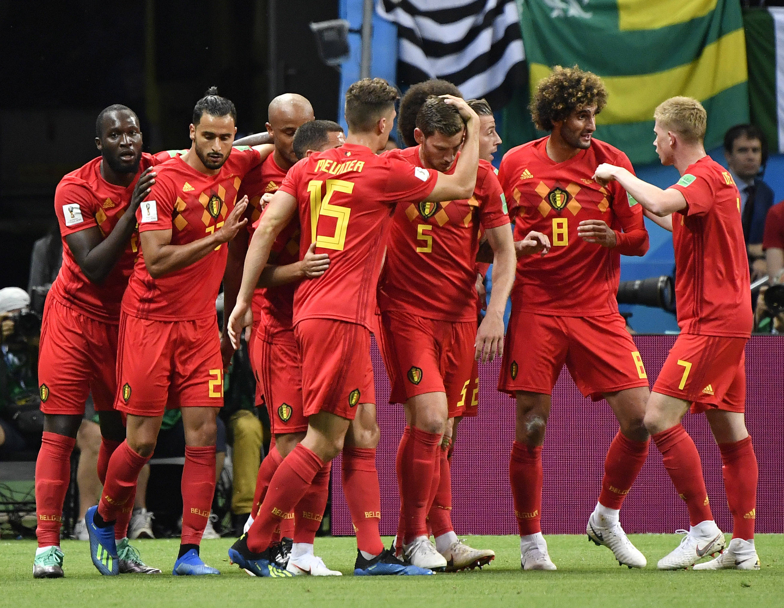 包含斯洛伐克队苦战晋级，欧洲区资格赛困难重重的词条