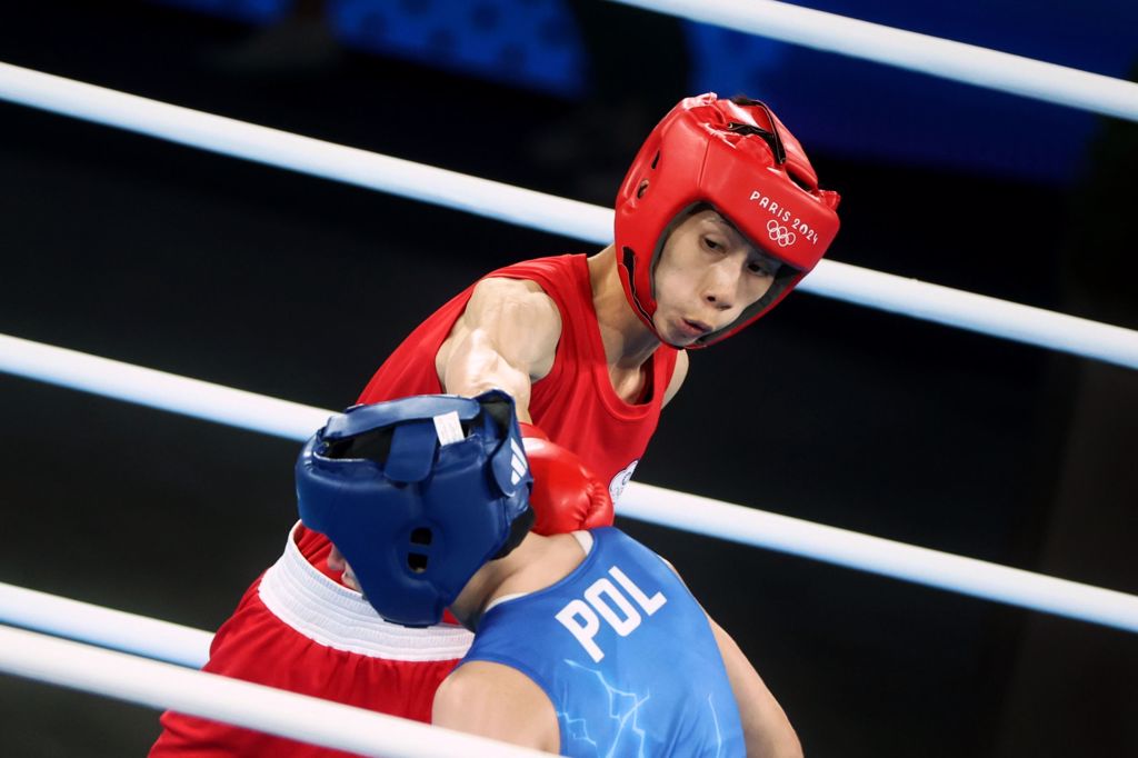 aoa体育直播-波兰运动员在射击赛事中斩获金牌