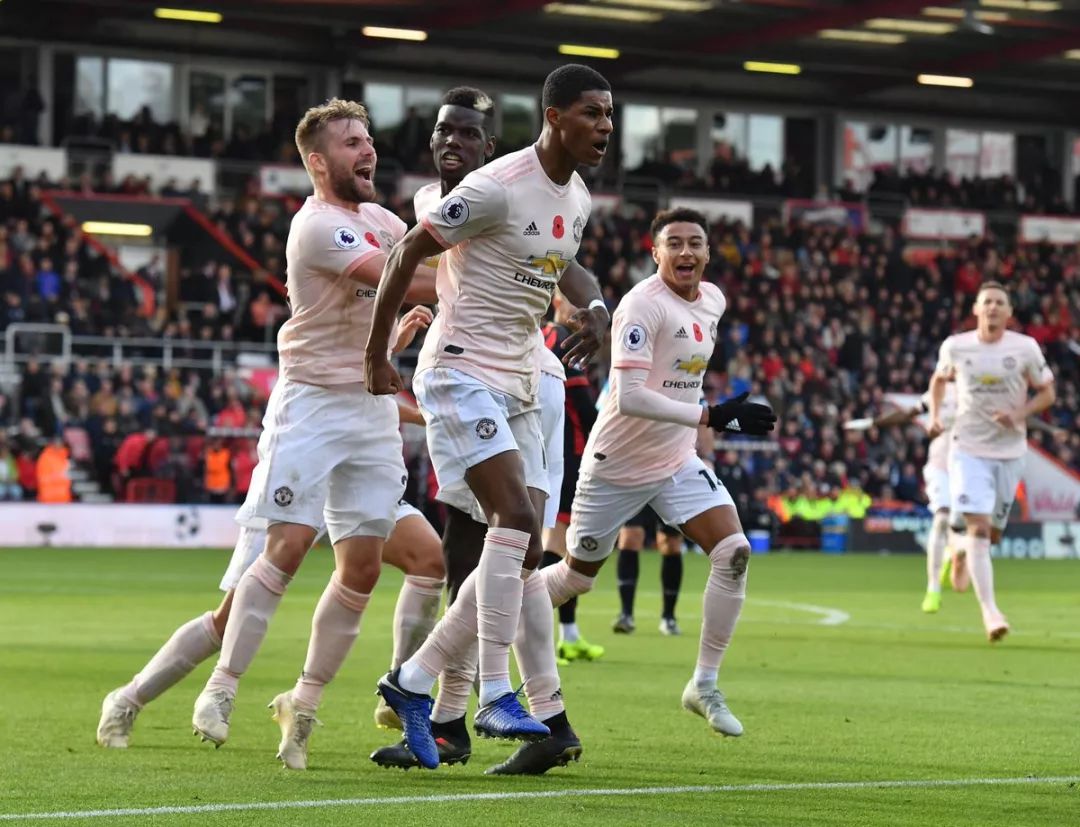 aoa体育新闻-包含传奇重现：沙尔克巨人迎战柏林狼队的词条