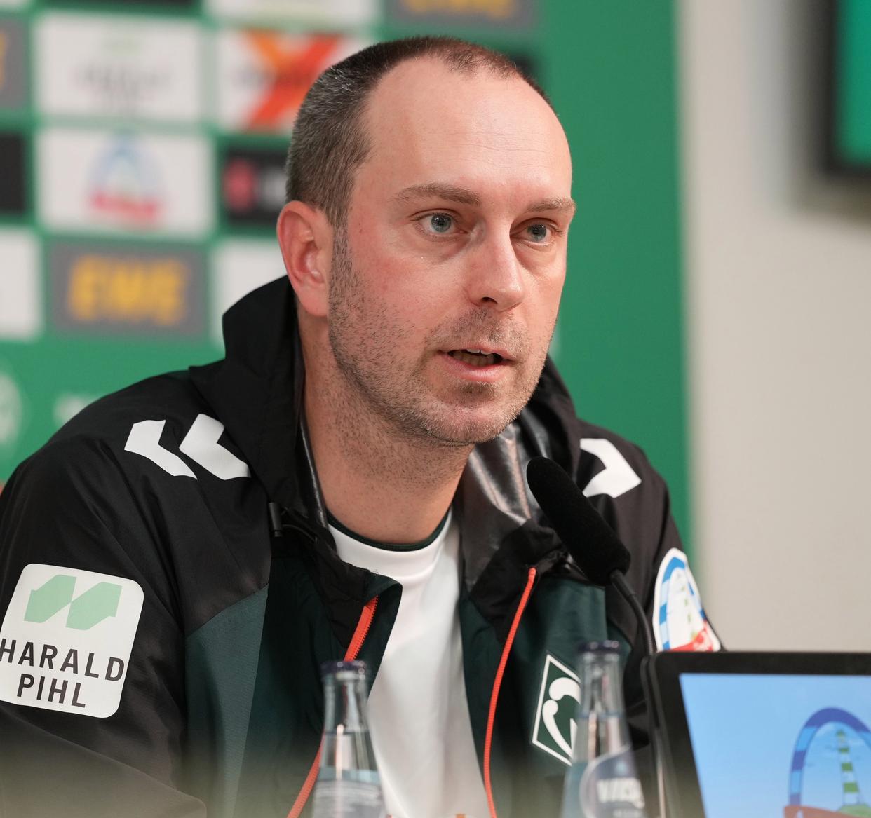 关于弗赖堡球迷迎来胜利,心情大好的信息 关于弗赖堡球迷迎来胜利,心情大好的信息