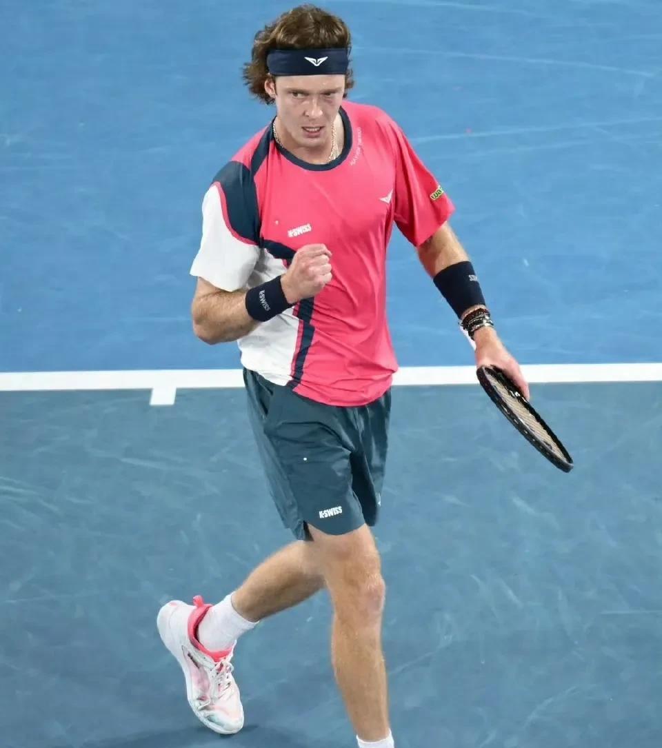 aoa体育教练-卢森堡运动员展现实力绽放风采