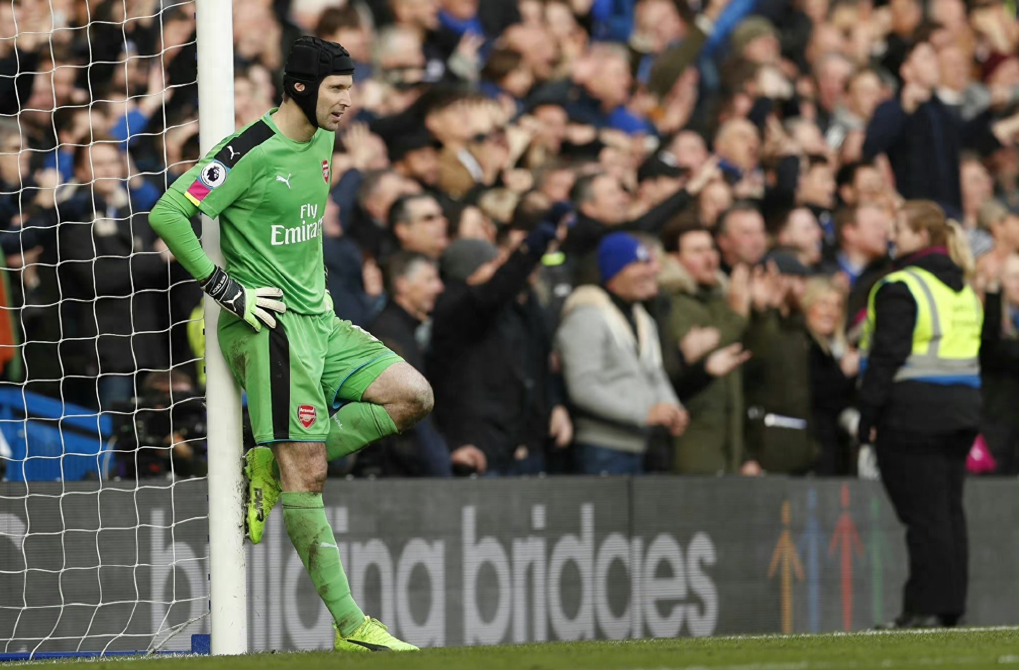 aoa体育教练-重返巅峰：门兴格拉德巴赫主场横扫沙尔克取胜的简单介绍