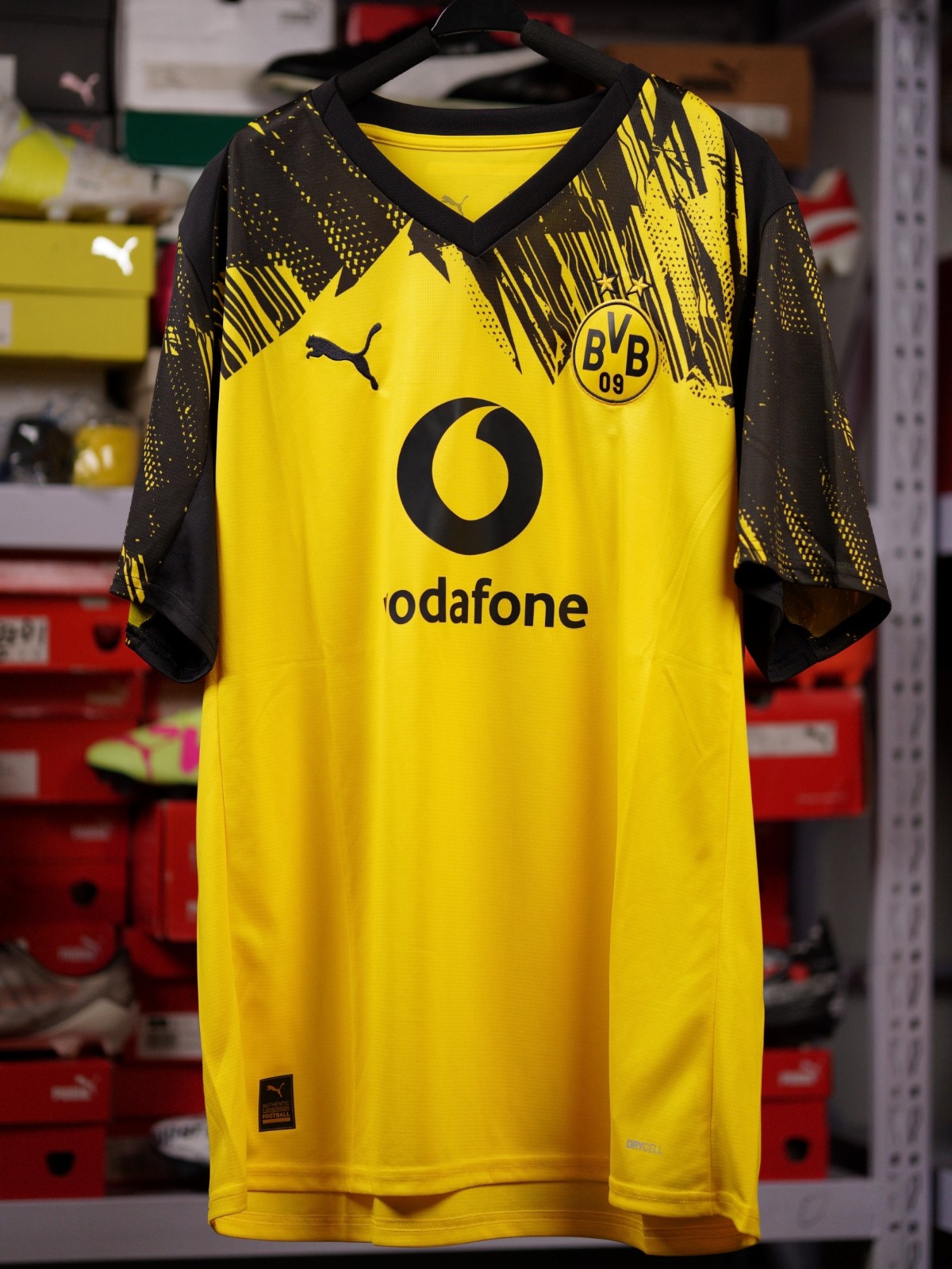 多特蒙德主场惨败,球迷愤怒表达失望的简单介绍 多特蒙德主场惨败,球迷愤怒表达失望的简单介绍