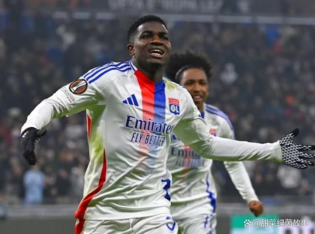 aoa体育活动-里昂战胜对手，重返法甲前四