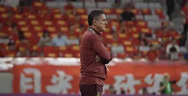 aoa体育娱乐-瑞士队遭逢挫折，出线前景蒙上阴影