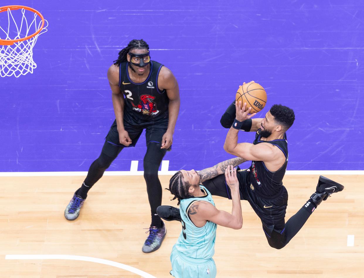 aoa体育新闻-猛龙摧毁篮网，东部半决赛豪取