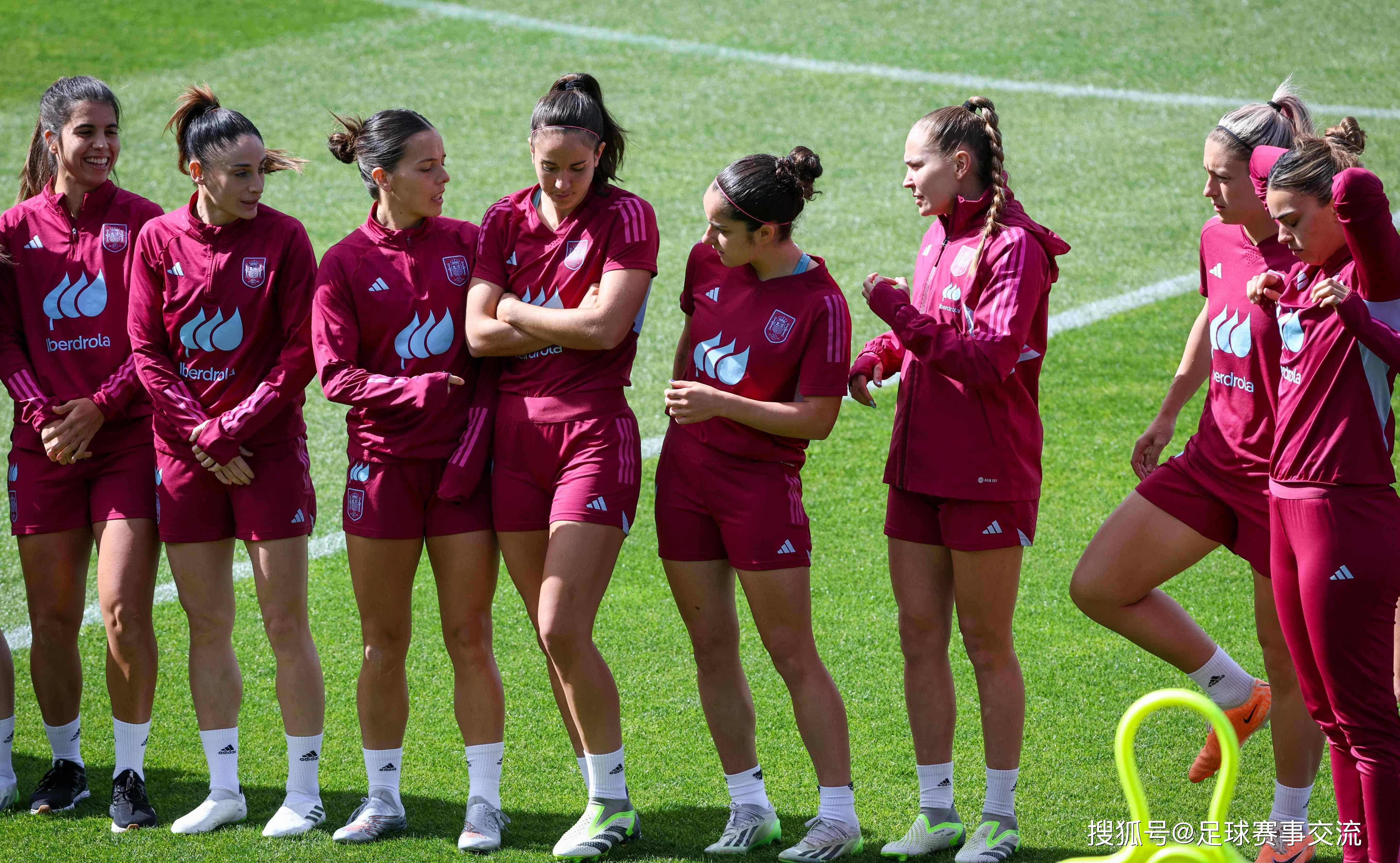 国家队女足比赛阵容曝光,球员状态神秘 国家队女足比赛阵容曝光,球员状态神秘